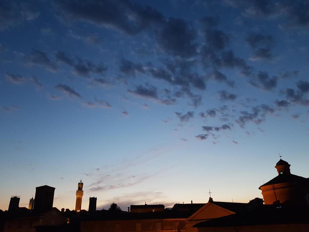 Un Terrazzo Sulla Magia Apartman Siena Kültér fotó
